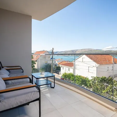 With Parking Space Mastrinka, Ciovo - 24727