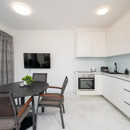 With Parking Space Mastrinka, Ciovo - 24727 Apartman Trogir