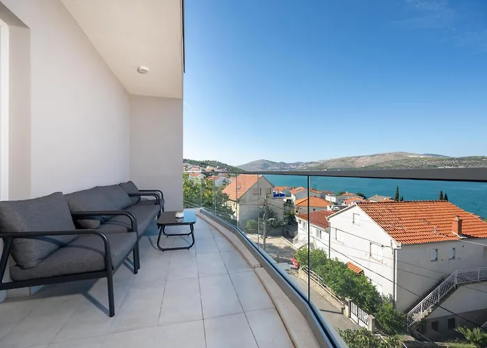 With Parking Space Mastrinka, Ciovo - 24727 Apartmán *